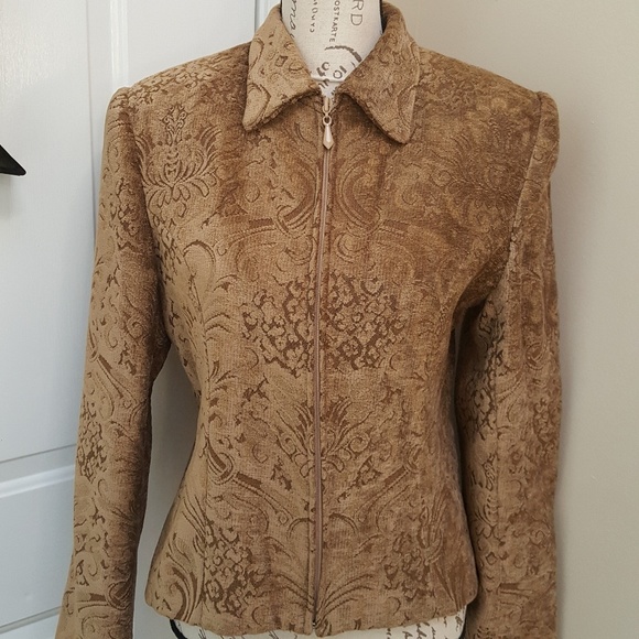 Jacket/Coat - Picture 2 of 7